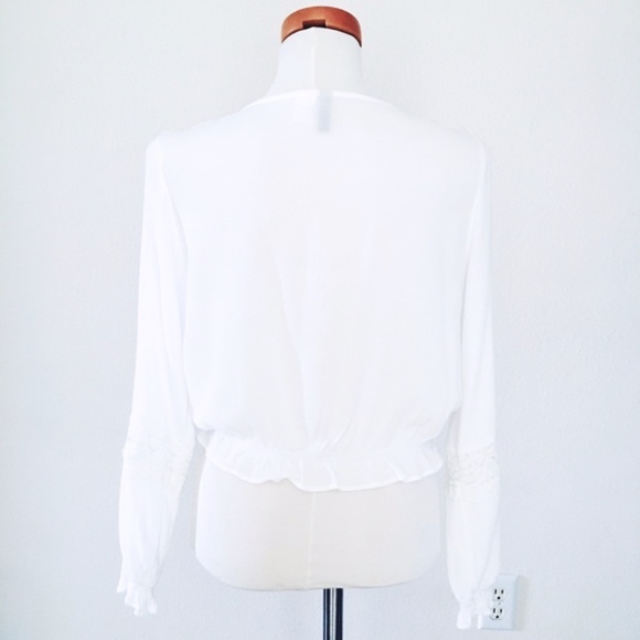 DIVIDED White Bohemian Style Top - Picture 2 of 2